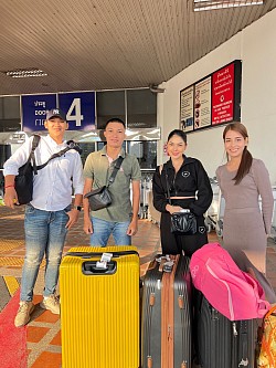 ส่งลูกค้าที่สนามบิน