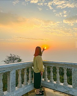 พาลูกค้าไปดูพระอาทิตย์ขึ้น